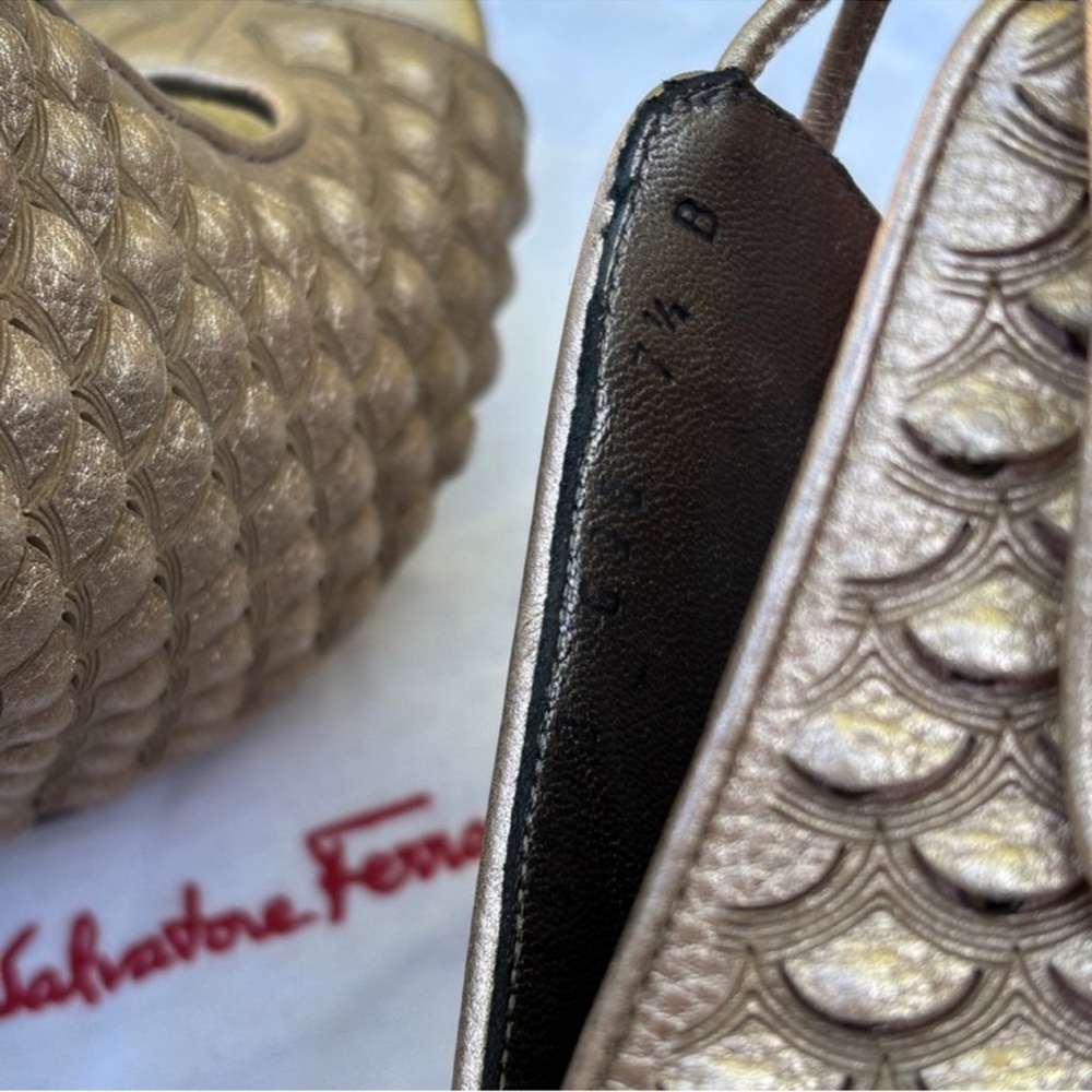 NWOT Salvatore Ferragamo python metallic embossed… - image 7
